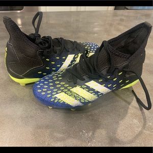 ADIDAS Predator soccer cleats